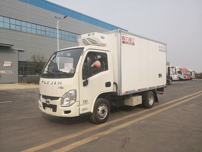 躍進(jìn)小福星3.5米冷藏車