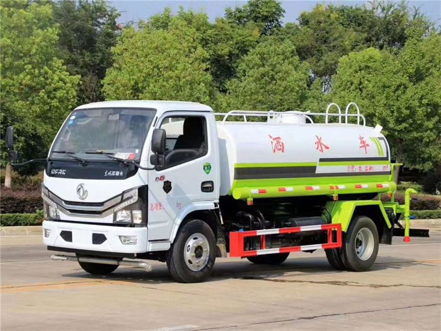 國六東風(fēng)多利卡灑水車