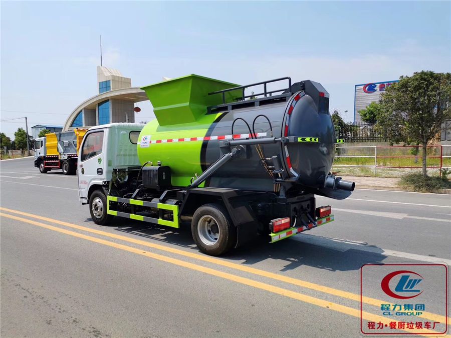 國六東風小多利卡餐廚垃圾車