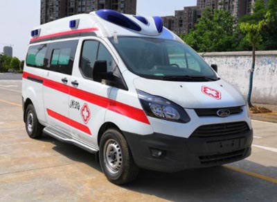 國六福特新全順V362中軸中頂監護型負壓救護車