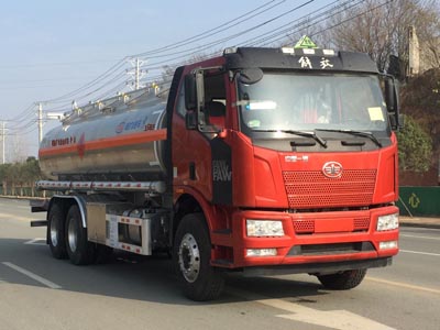 國六解放后八輪25方鋁合金運油車