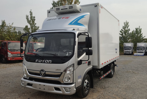 福田歐馬可4米2藍牌冷藏車