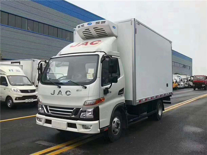 江淮駿鈴V5 4.03米冷藏車